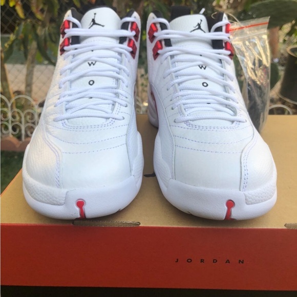 jordan 12 twist size 9